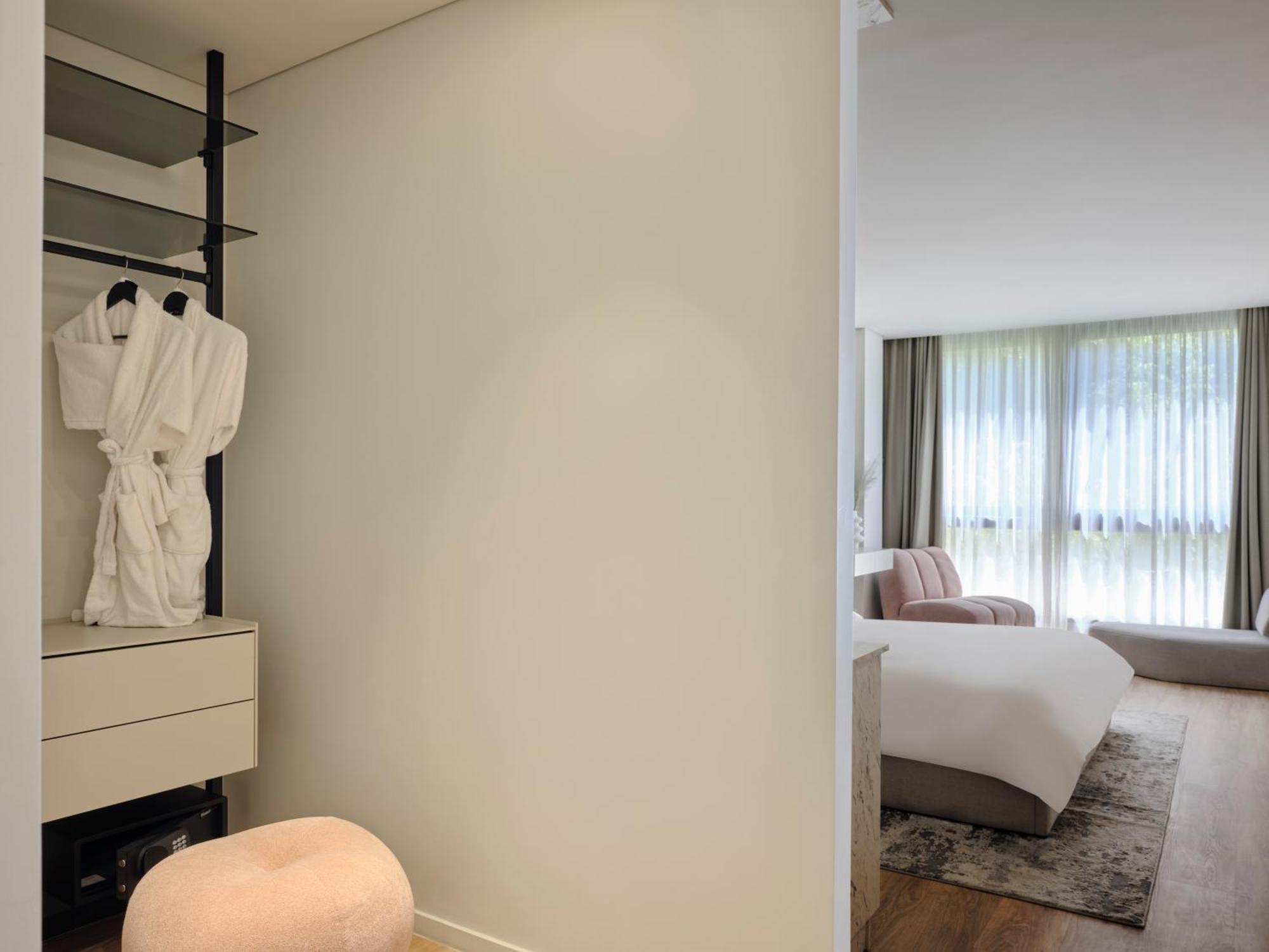 Nur Aparthotel